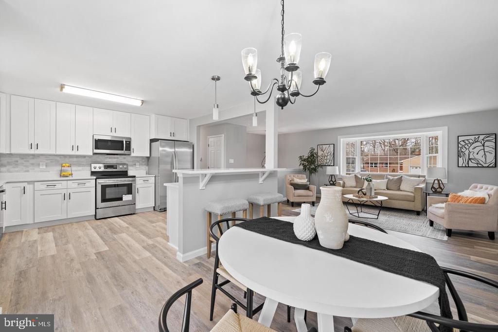 45867 Broun Terrace in California, MD - Building Photo