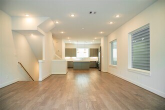 4225 Eli St in Houston, TX - Building Photo - Building Photo