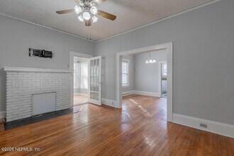 1072 Brown St in Jacksonville, FL - Building Photo - Building Photo