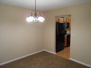 6738 Warriner Way in Canal Winchester, OH - Foto de edificio - Building Photo