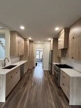 515 Bally Claire Ln in Roswell, GA - Building Photo - Building Photo