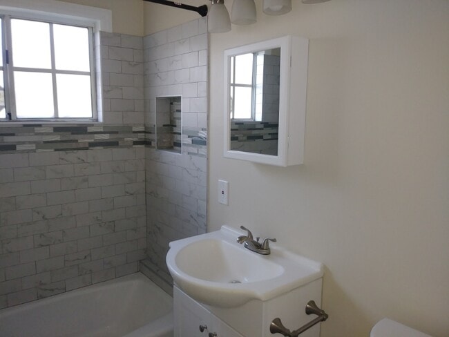 5850 David Ave in Los Angeles, CA - Building Photo - Building Photo