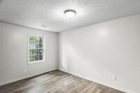 1616 Colleton Ave SE photo'