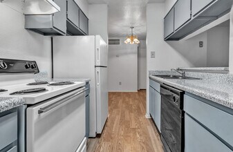 Cedars in Conroe, TX - Building Photo - Building Photo