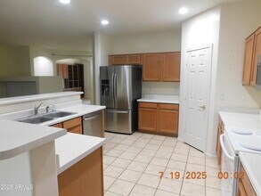 12810 W Charter Oak Rd in El Mirage, AZ - Building Photo - Building Photo