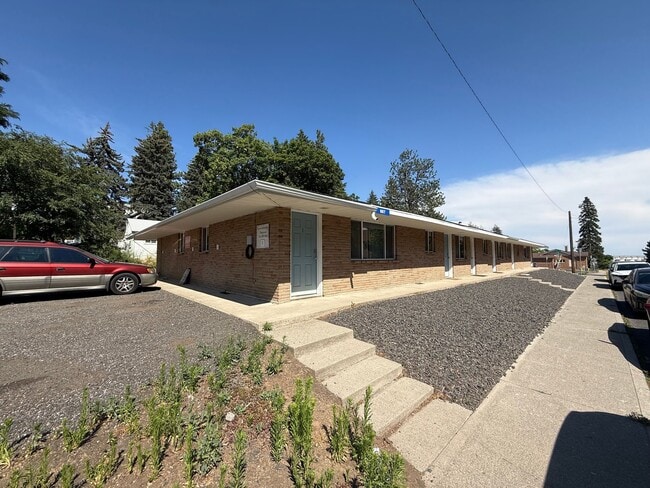 607 C Street in Cheney Near EWU Campus!