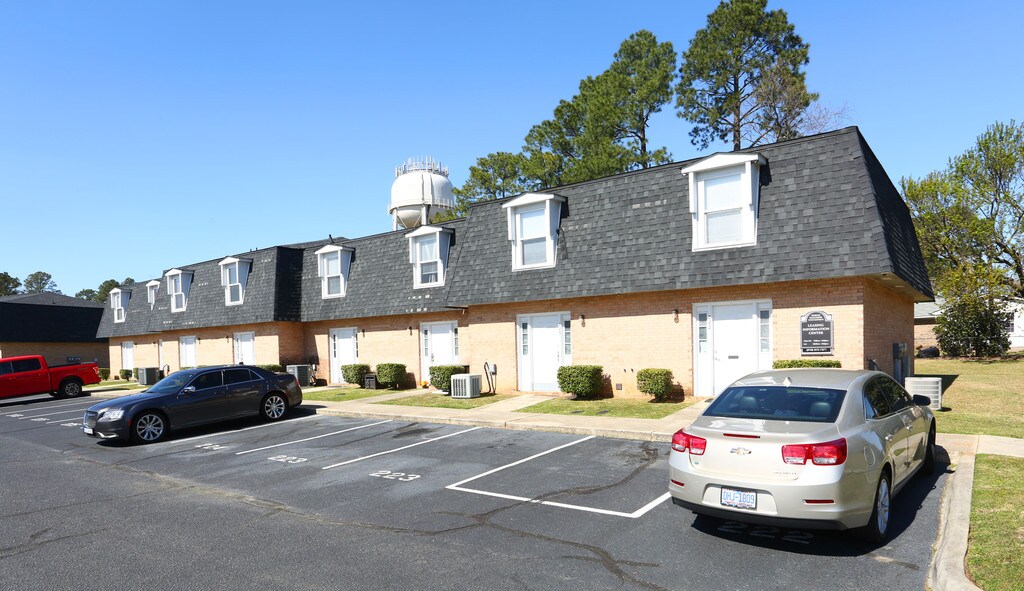 North Ingleside Townhomes Fayetteville, NC Apartments