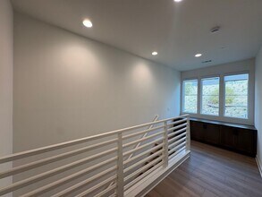 511 Spindle Wy in San Marcos, CA - Building Photo - Building Photo