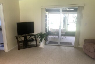 605 Ravenna St in Venice, FL - Building Photo - Building Photo