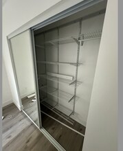 316 W 54th St in Los Angeles, CA - Foto de edificio - Building Photo