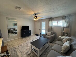 6903 N Lagoon Dr in Panama City Beach, FL - Building Photo - Building Photo