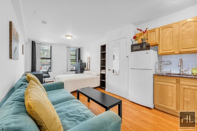 property at 31 Orchard St