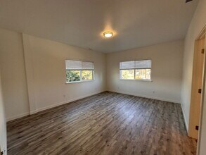 20611 Independence Way in Bend, OR - Building Photo - Building Photo