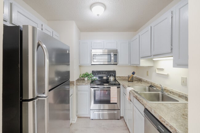 Vivo Living Summerville