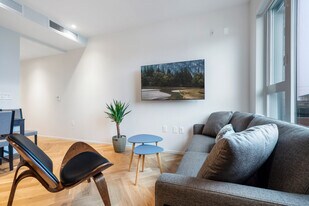 745 W 49th Ave, Unit SI ID1224415P in Vancouver, BC - Building Photo