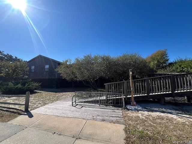 35 Sloop Walk in Bay Shore, NY - Building Photo - Building Photo