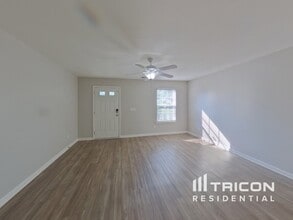 585 Scarlet Sage Ln in Columbia, SC - Building Photo - Building Photo