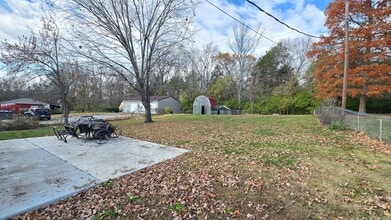 1013 E Mailback Way in Crestwood, KY - Building Photo - Building Photo