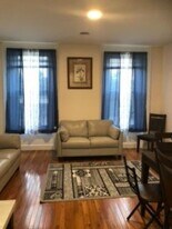 7 Brunswick Rd in Troy, NY - Building Photo