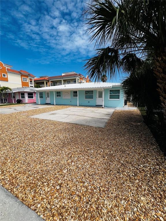160 175th Terrace Dr E in Redington Shores, FL - Foto de edificio - Building Photo