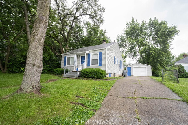 property at 5329 E Sutton St