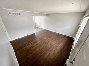 13210 Craig Ave in Grandview, MO - Building Photo - Building Photo