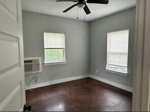 215 Private Rd 1096 in Stephenville, TX - Building Photo - Building Photo