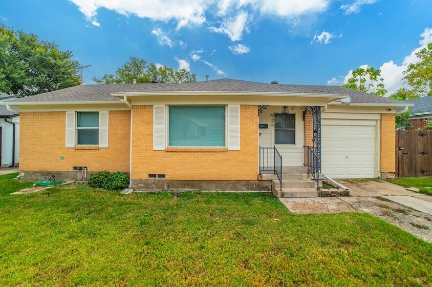 924 Fuller Ave in Fort Worth, TX - Building Photo