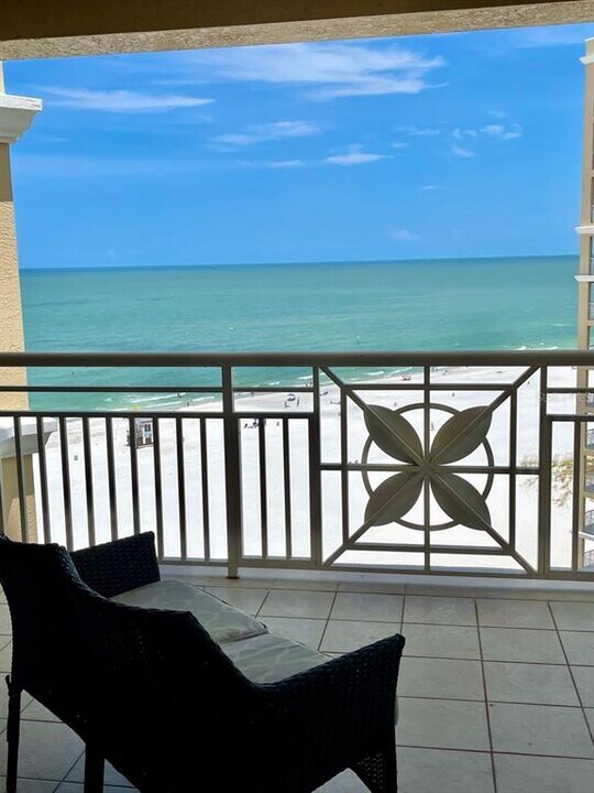 10 Papaya St in Clearwater, FL - Building Photo