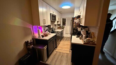 1327 Terra Nova Blvd in Pacifica, CA - Building Photo - Building Photo