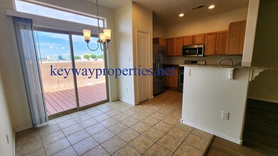 2043 Cortina Loop SE in Rio Rancho, NM - Building Photo - Building Photo