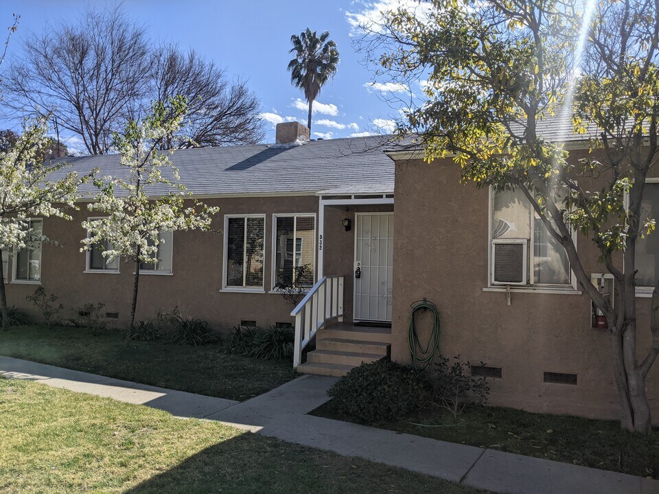 532 N Rosemary Ln in Burbank, CA - Building Photo