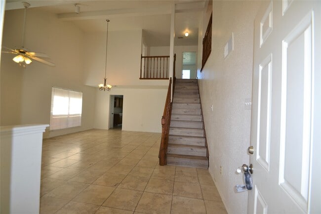 12410 Meadow Briar Dr in Stafford, TX - Building Photo - Building Photo