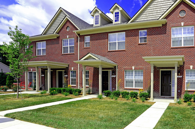 Brickhaven Townhomes in Shelby Township, MI - Building Photo - Building Photo