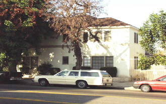 1233 S Fairfax Ave Apartamentos