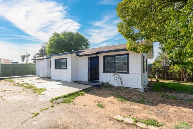 property at 717 Park Pl