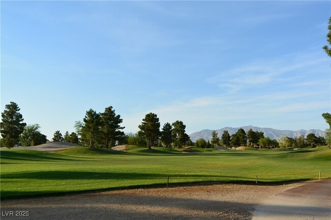 7273 Vista Bonita Dr