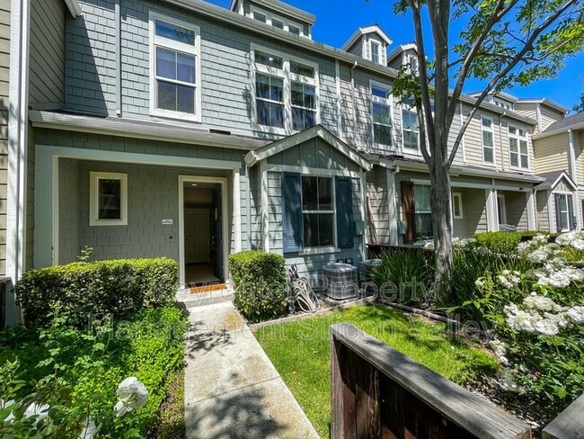 679 Montara Terrace in Sunnyvale, CA - Building Photo - Building Photo