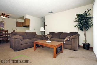 Antelope Creek Apartments in Citrus Heights, CA - Building Photo - Interior Photo