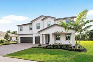 6843 Cobia Cir in Boynton Beach, FL - Building Photo