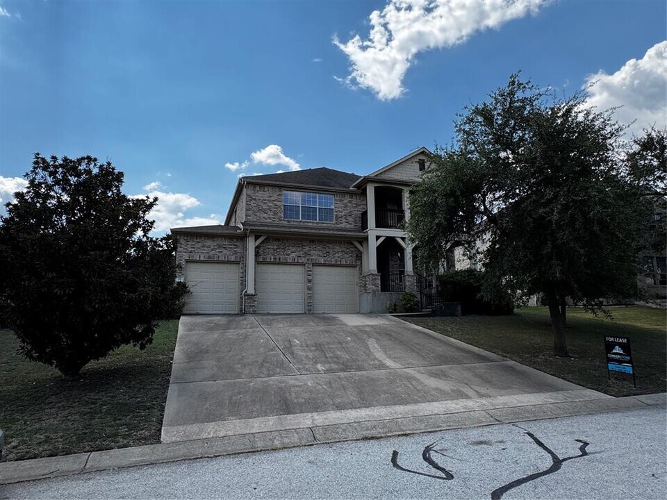 301 Winecup Way in Austin, TX - Building Photo