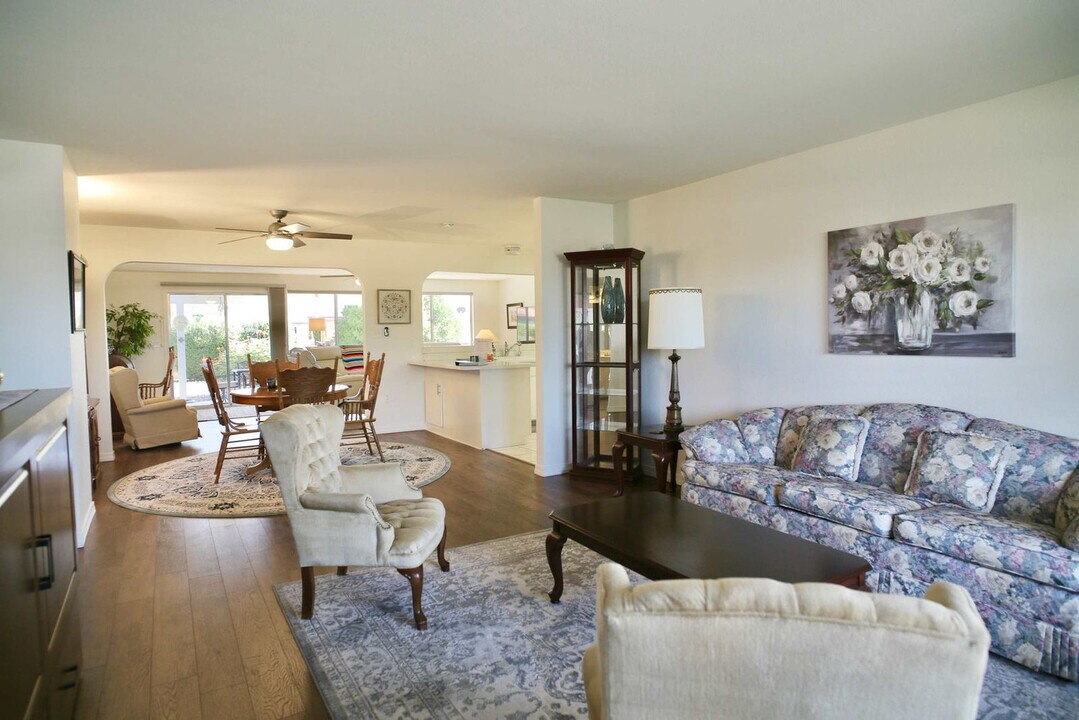 8307 E Pueblo Ave in Mesa, AZ - Foto de edificio