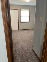 3590 E Rose Hill Ave, Unit 4 in Terre Haute, IN - Building Photo - Building Photo