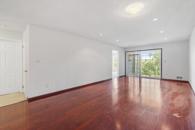 59 Cherry St in Jersey City, NJ - Building Photo - Building Photo