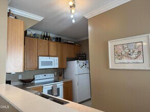 2044 Metacomet Way in Raleigh, NC - Building Photo - Building Photo