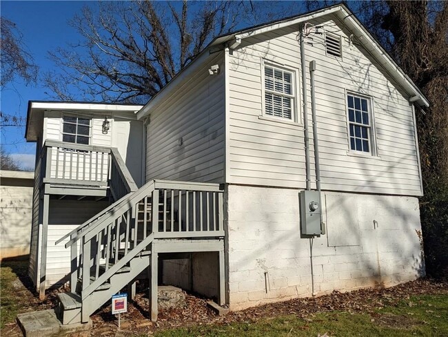 property at 1160 Ewing Pl SW