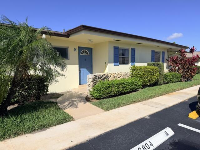 2804 Crosley Dr E in West Palm Beach, FL - Building Photo - Building Photo