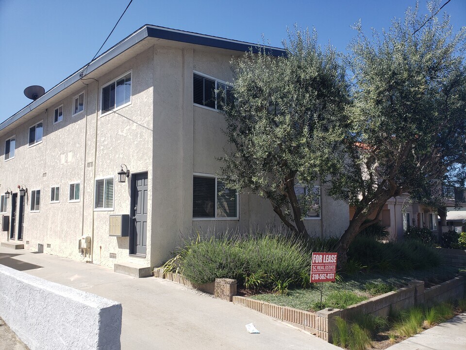 1906 Rockefeller Ln, Unit A in Redondo Beach, CA - Foto de edificio
