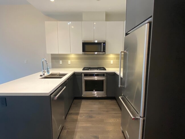 7008 River Pkwy in Richmond, BC - Building Photo - Building Photo