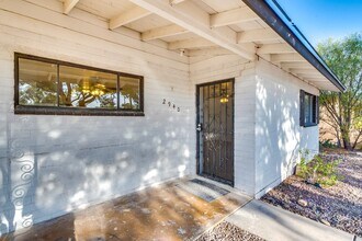 2940 N Cherry Ave in Tucson, AZ - Building Photo - Building Photo